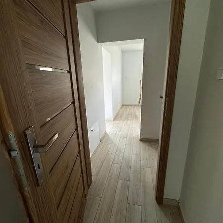 Zbojnicka Kotelnica Lägenhet